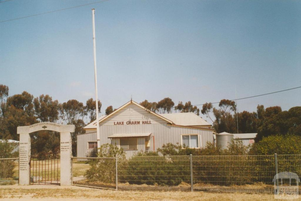 Lake Charm hall, 2007