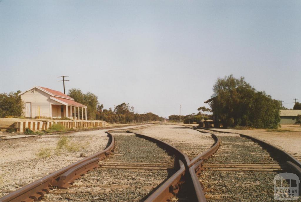 Manangatang railway station, 2007