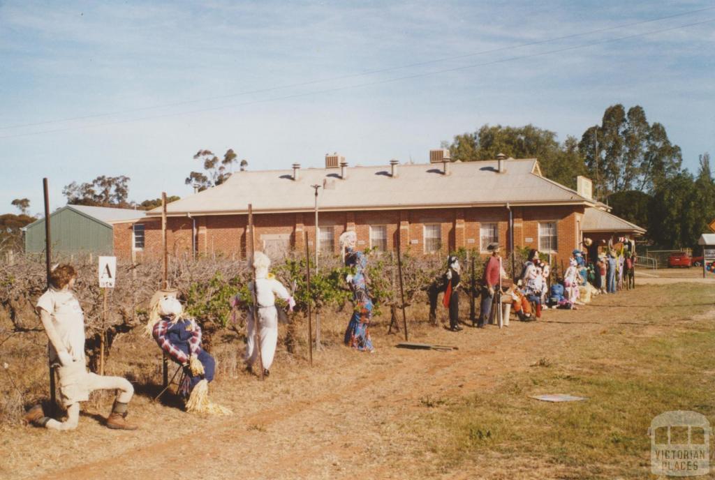 Cardross public hall and scarecrow competition, 2007