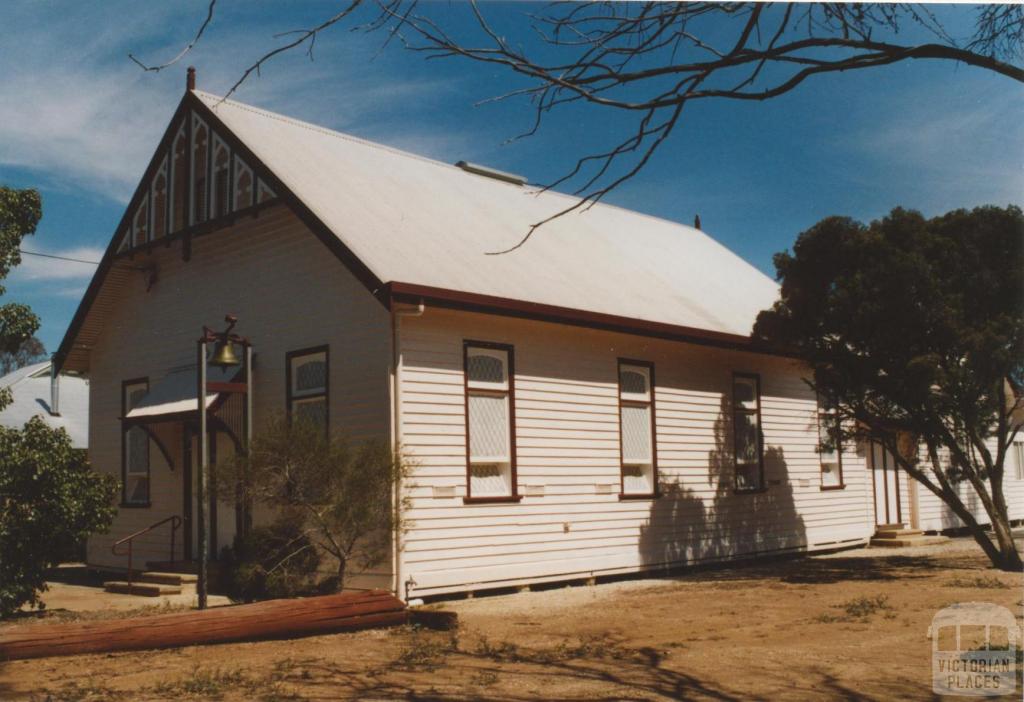 Pimpinio Uniting Church (site of first Wesleyan service 1872), 2007