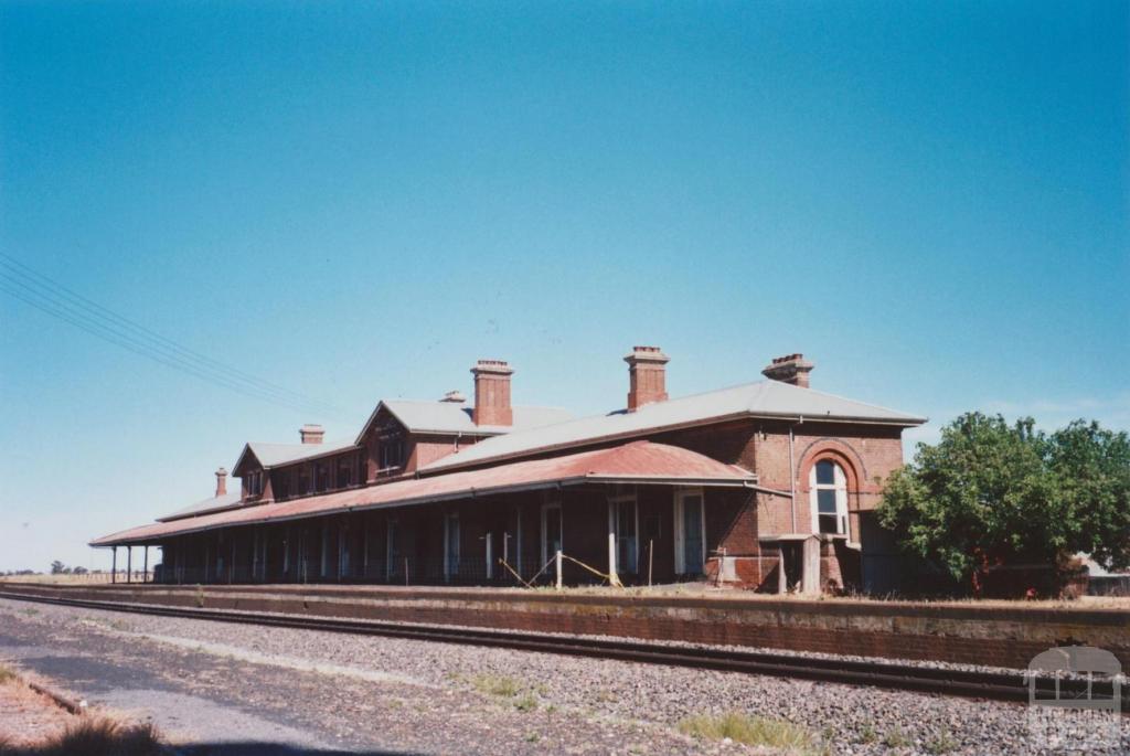 Serviceton railway station, 2008