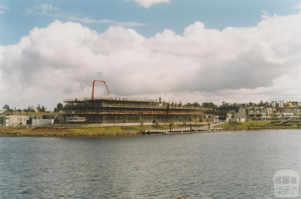 Edgewater, Maribyrnong, 2010