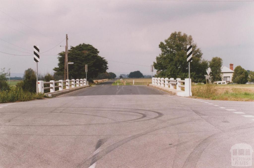 Bridge at 13 Mile Road and Main Drain Road, Vervale, 2010