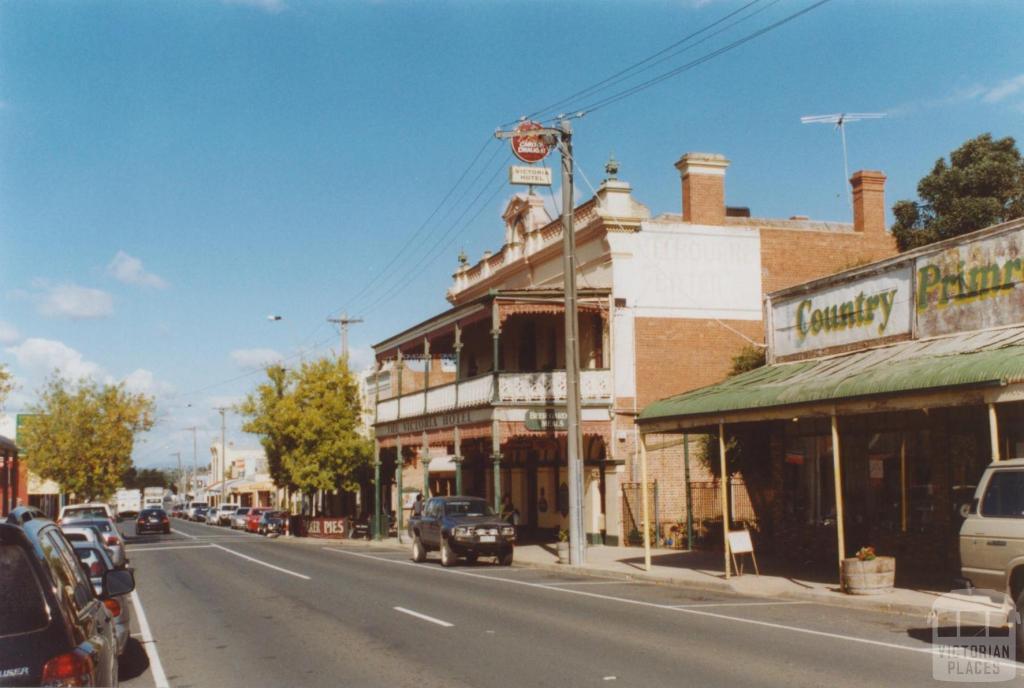 Main Street, Rutherglen, 2010