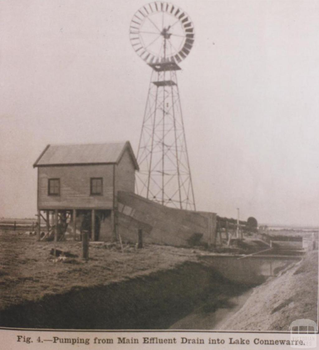 Pumping from main effluent drain into Lake Connewarre, 1913