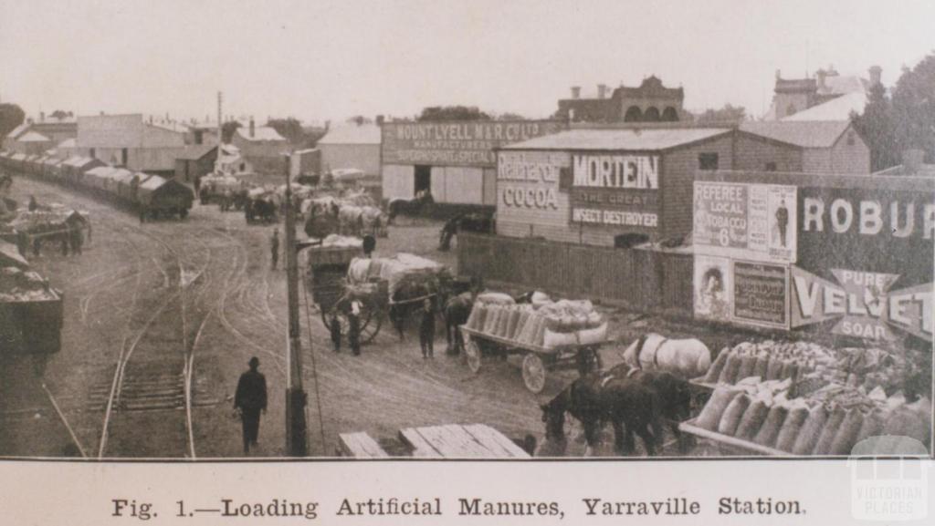 Loading artificial manure, Yarraville station, 1913