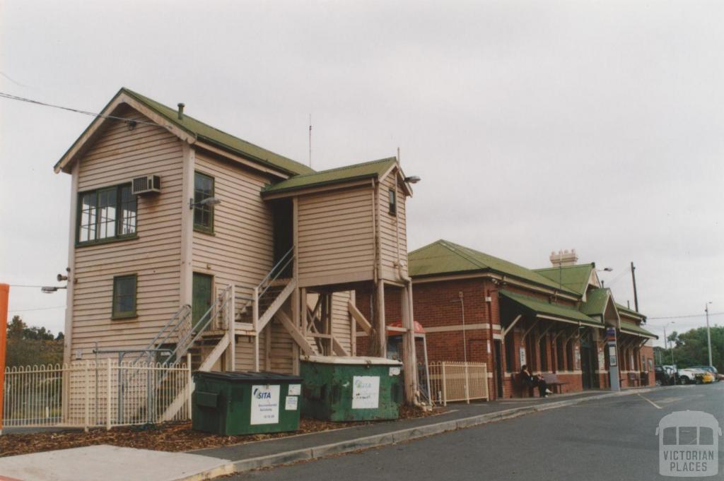 Railway station Bacchus Marsh, 2010