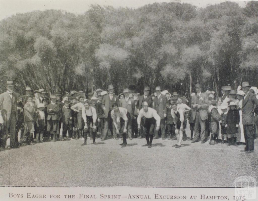 Roman Catholic Church picnic, Hampton, 1914