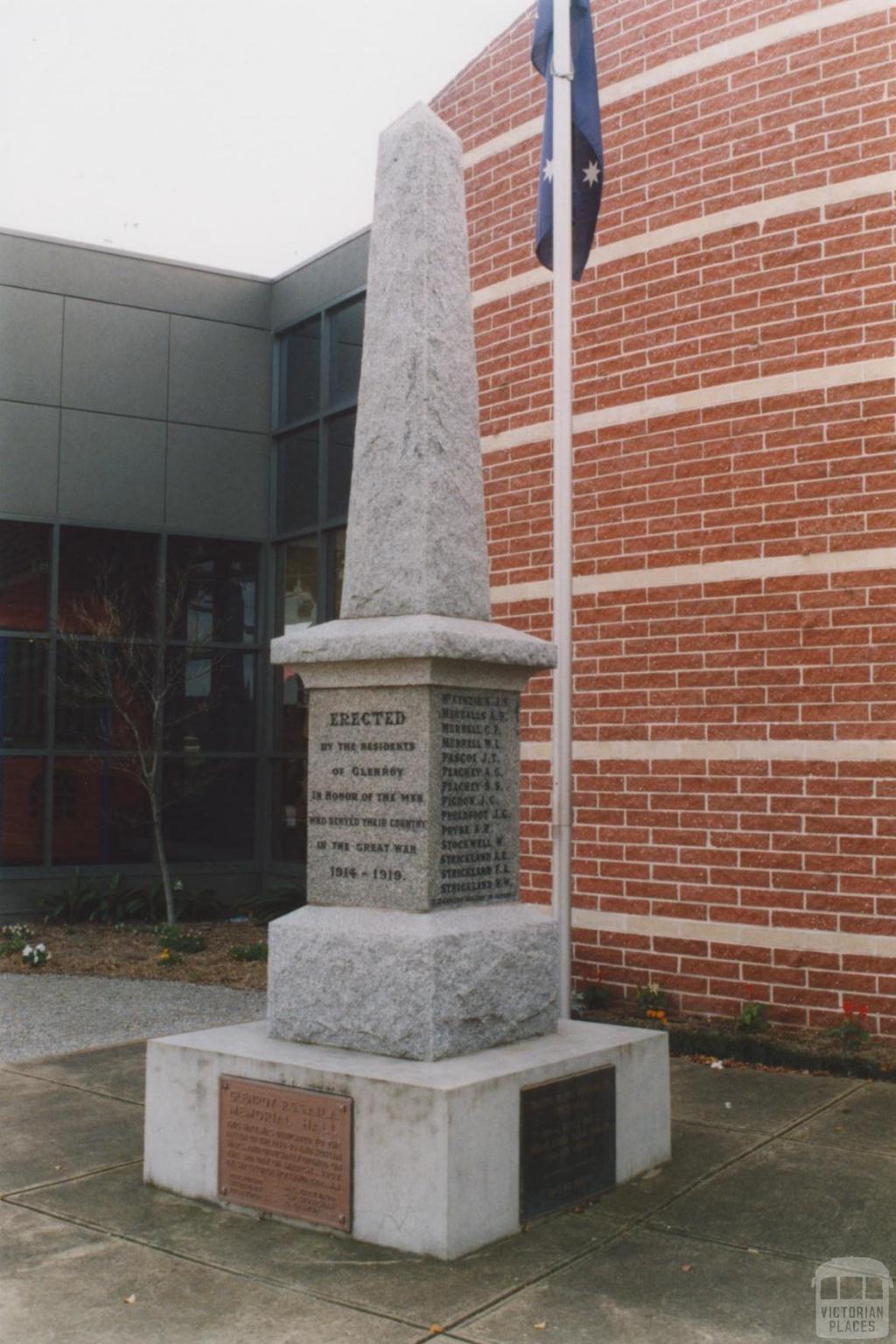 Glenroy war memorial and RSL, 2010