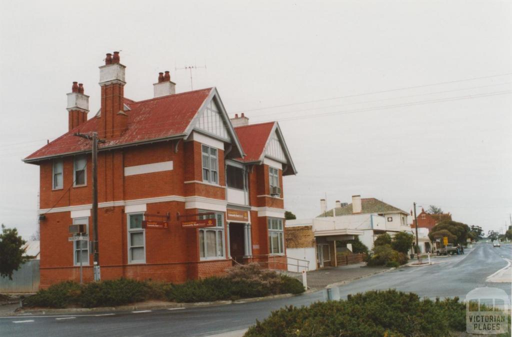 Minyip community bank, 2010