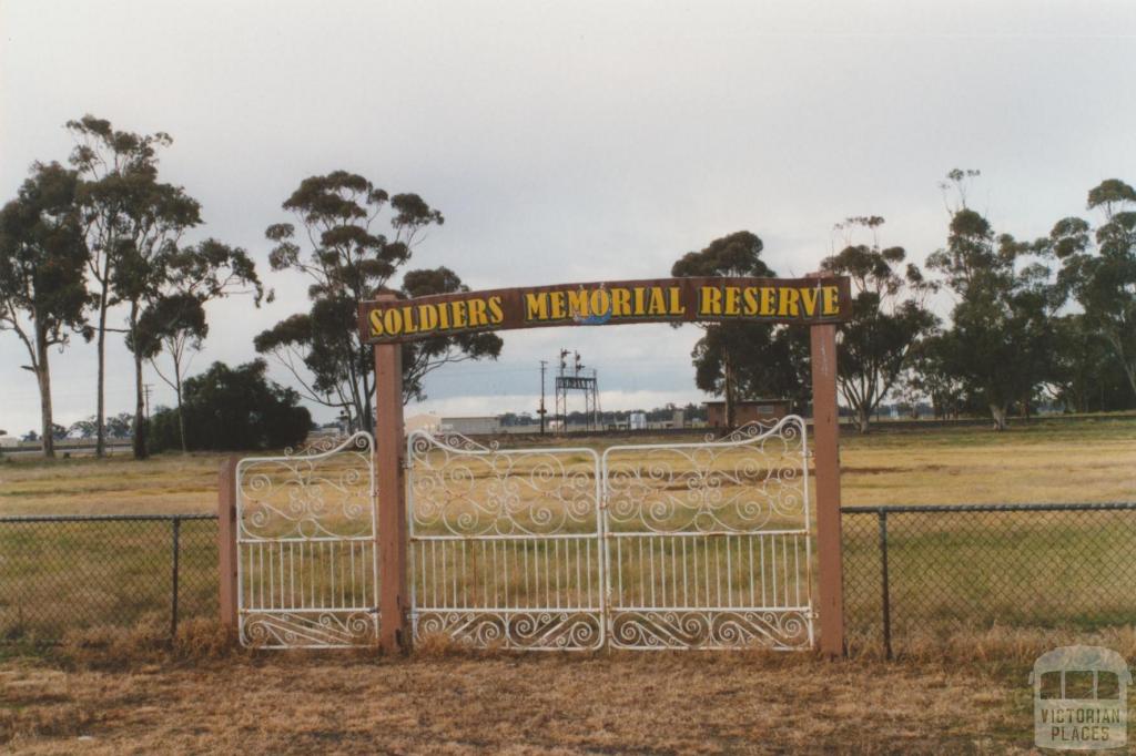 Soldiers Memorial Reserve, Lubeck, 2010