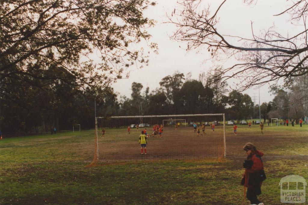 Peter Ferrier paddock, Glenferrie Road, Gardiners Creek, 2010