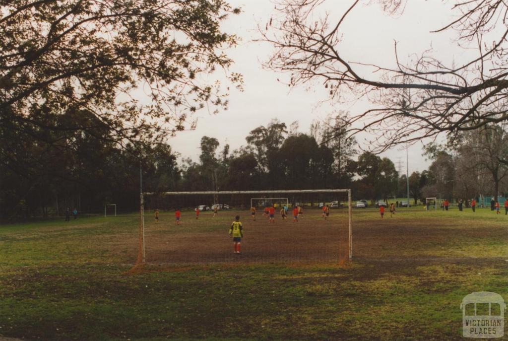 Peter Ferrier paddock, Glenferrie Road, Gardiners Creek, 2010