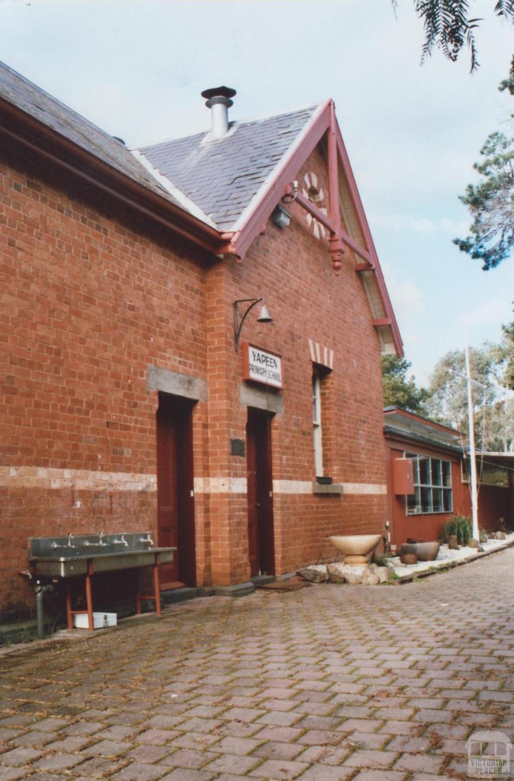 Primary School, Yapeen, 2010