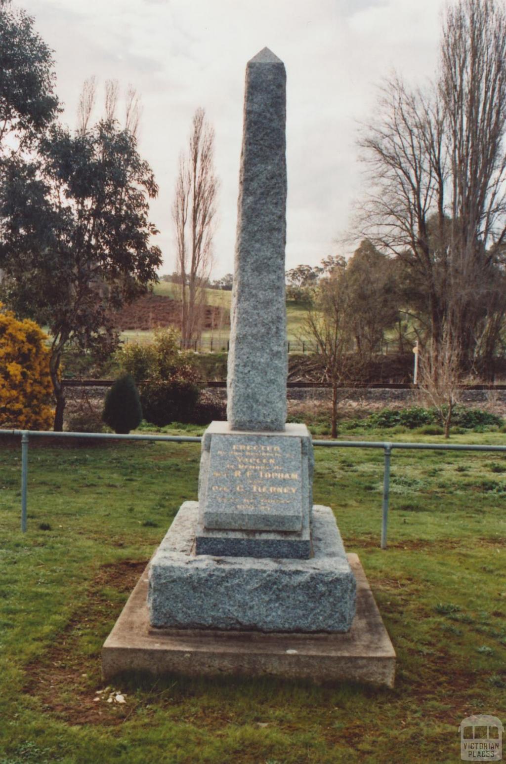 War Memorial, Yapeen, 2010