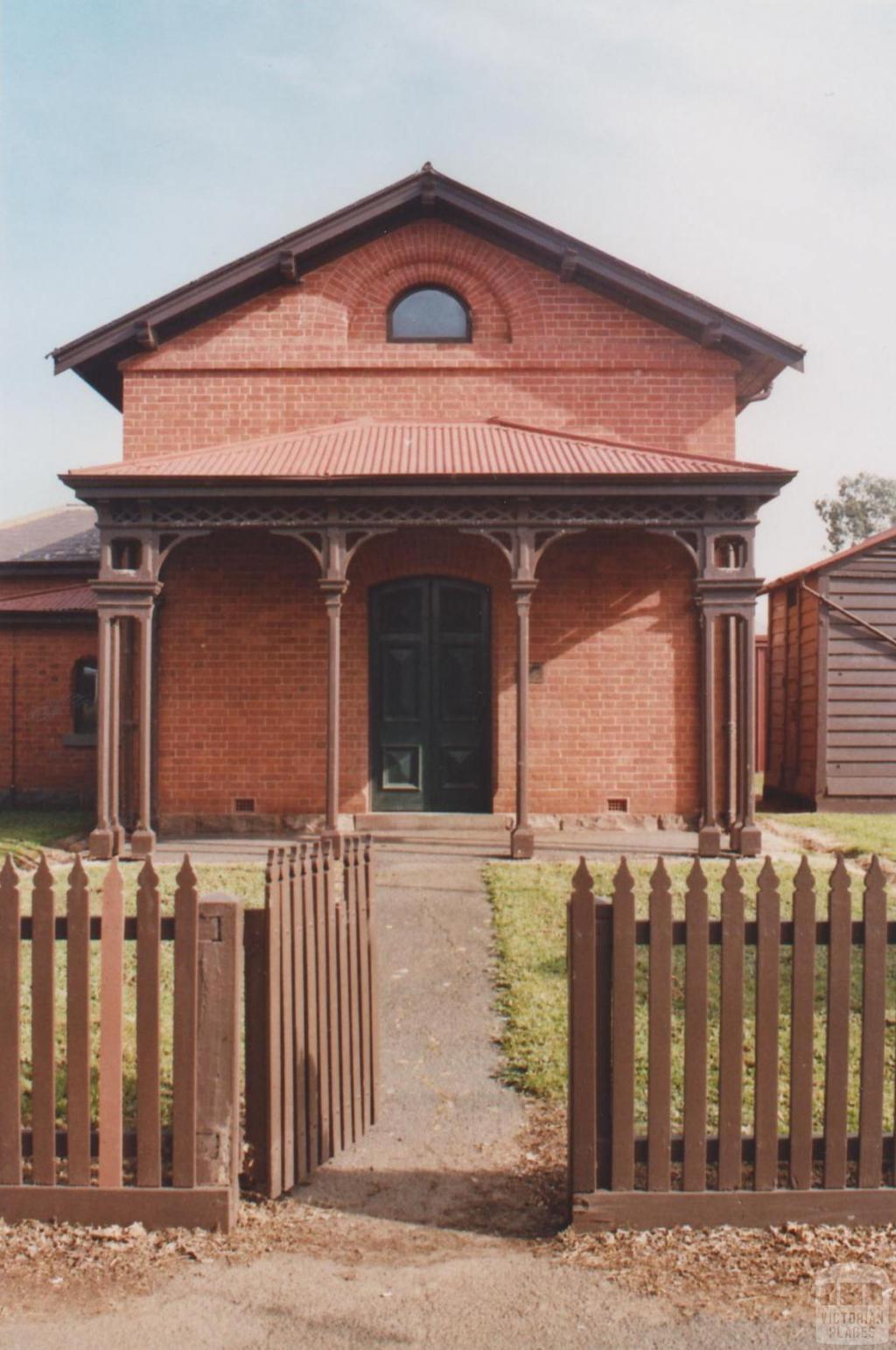 Court House, Huntly, 2010