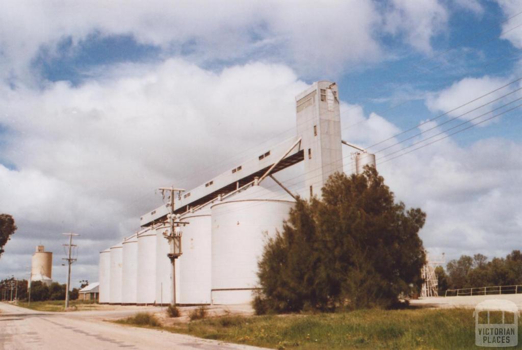 Silos, Quambatook, 2010