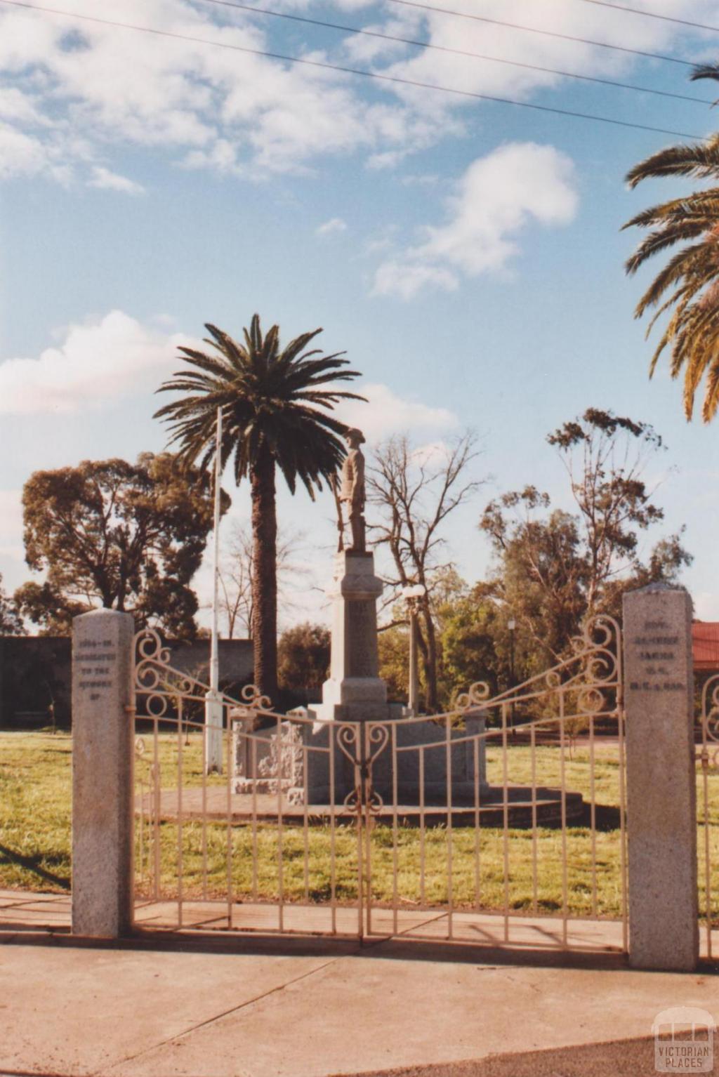 Albert Jacka Gates, Wedderburn, 2010