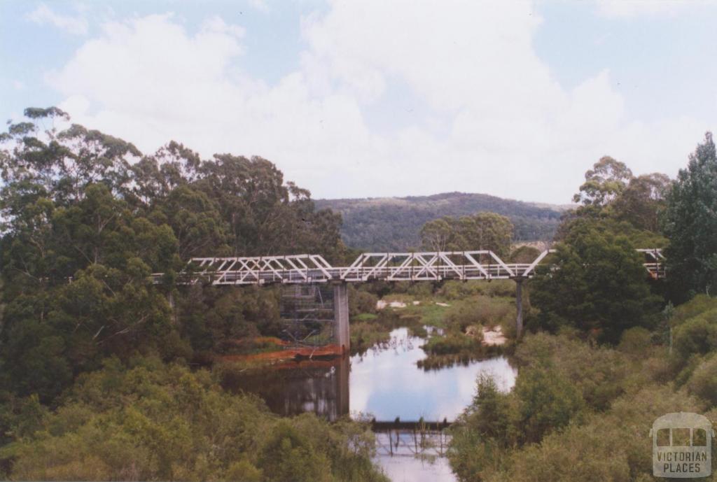 Old Princess Highway Bridge, Genoa, 2011