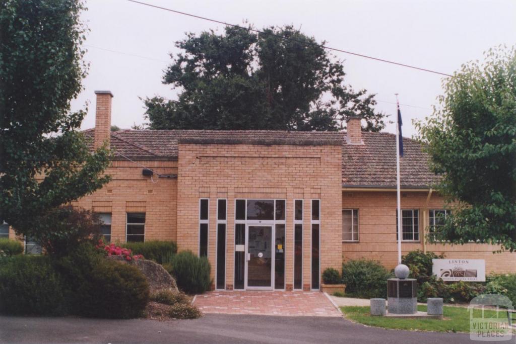 Former Grenville Shire Office, Linton, 2011