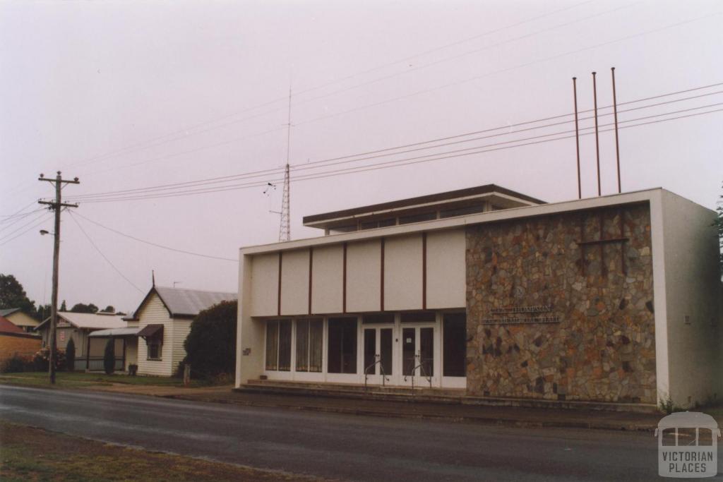 Memorial Hall, Glenthompson, 2011