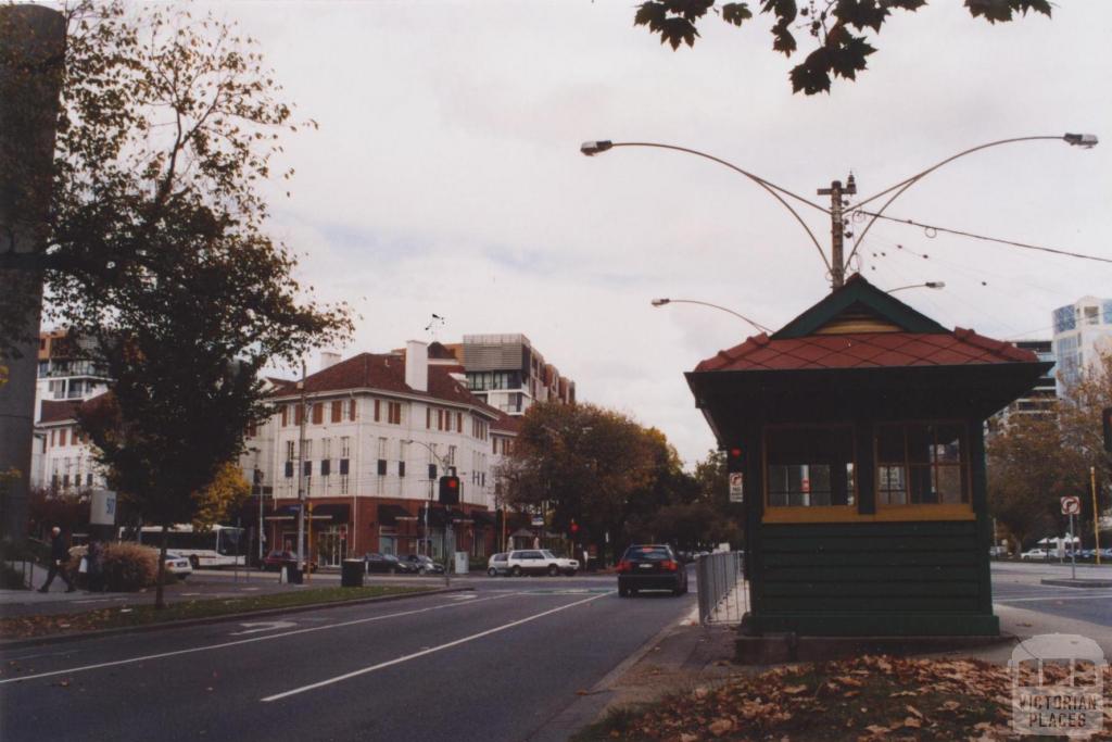 Former Chevron Hotel, St Kilda, 2011