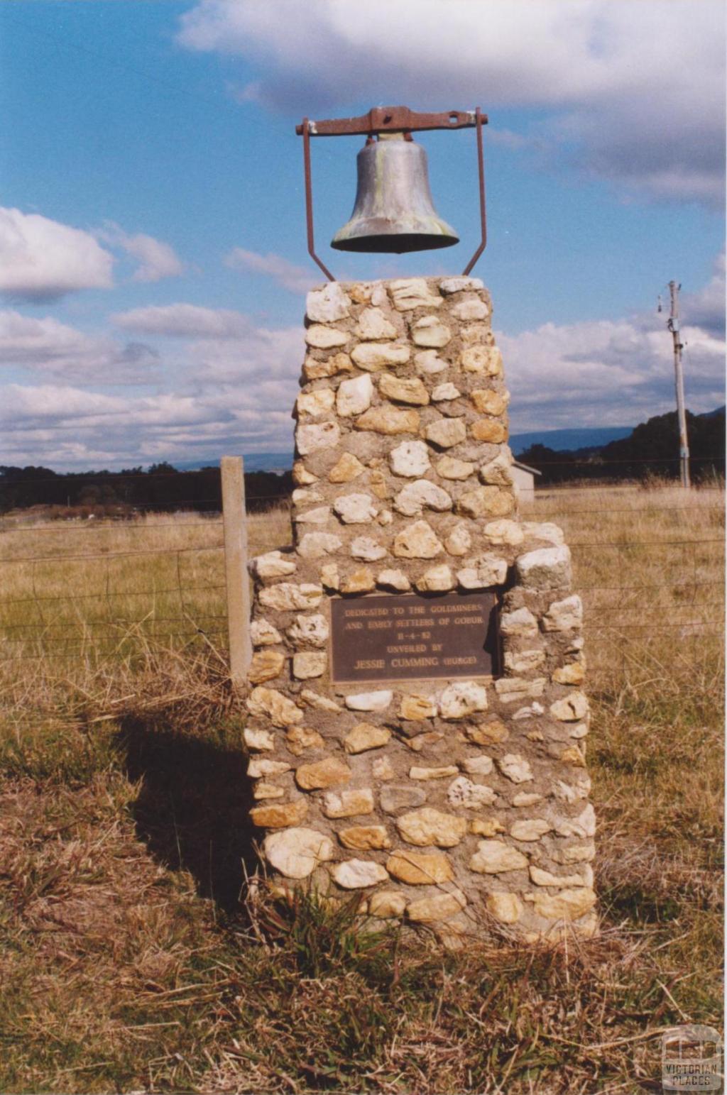 Gold Memorial, Gobur, 2011