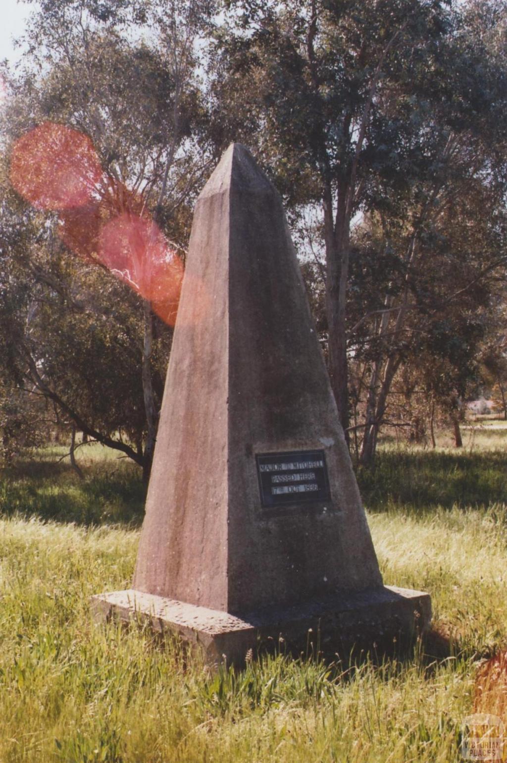 Major Mitchell Monument, Chiltern Valley, 2012