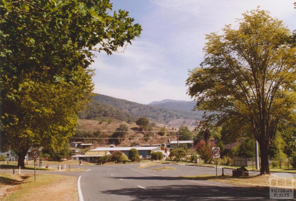 Main Street, Eskdale, 2006