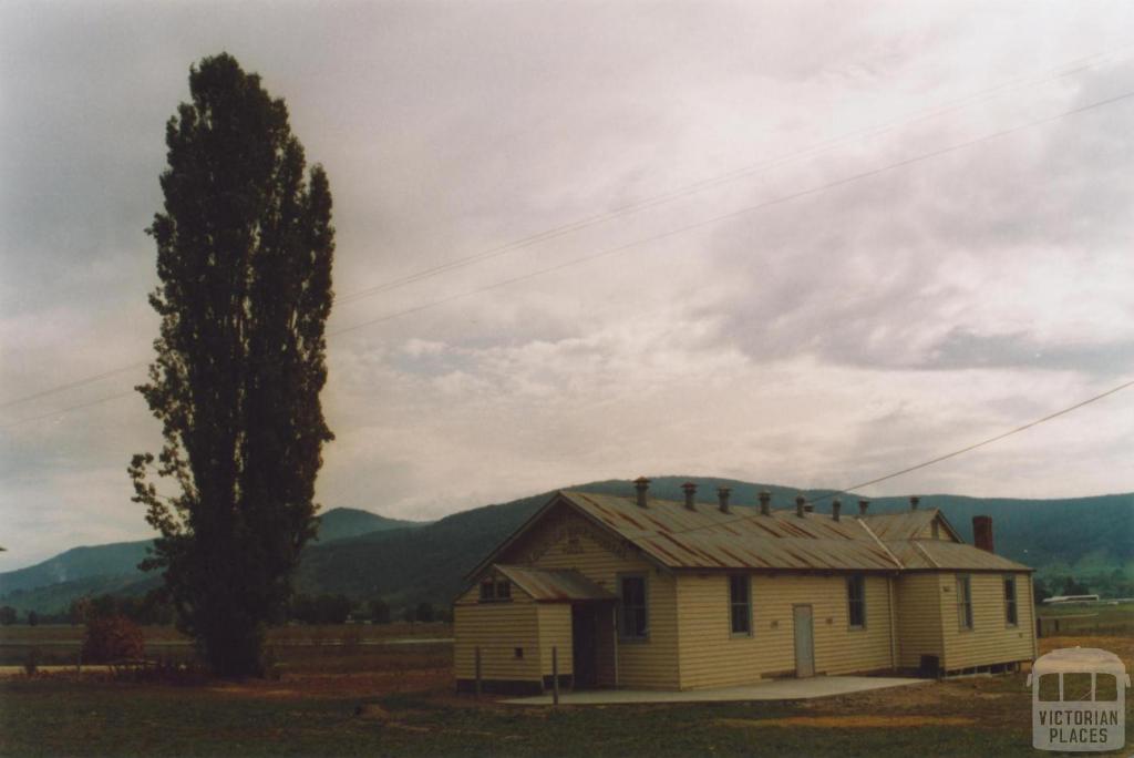 Soldiers Memorial Hall, Towong, 2010