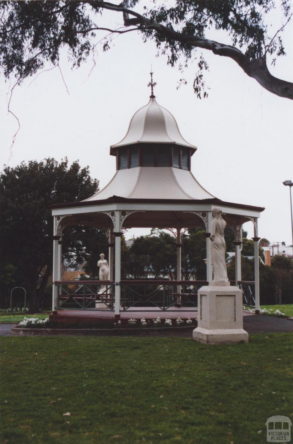 Park, Geelong West, 2011