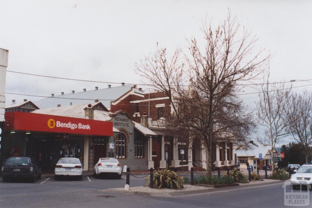 Mechanics Institute and Memorial Hall, Leongatha, 2011