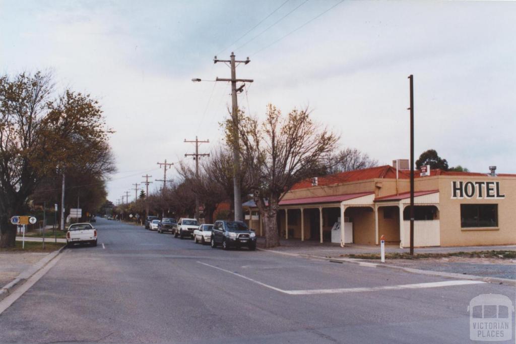 Main Street, Tallygaroopna, 2011