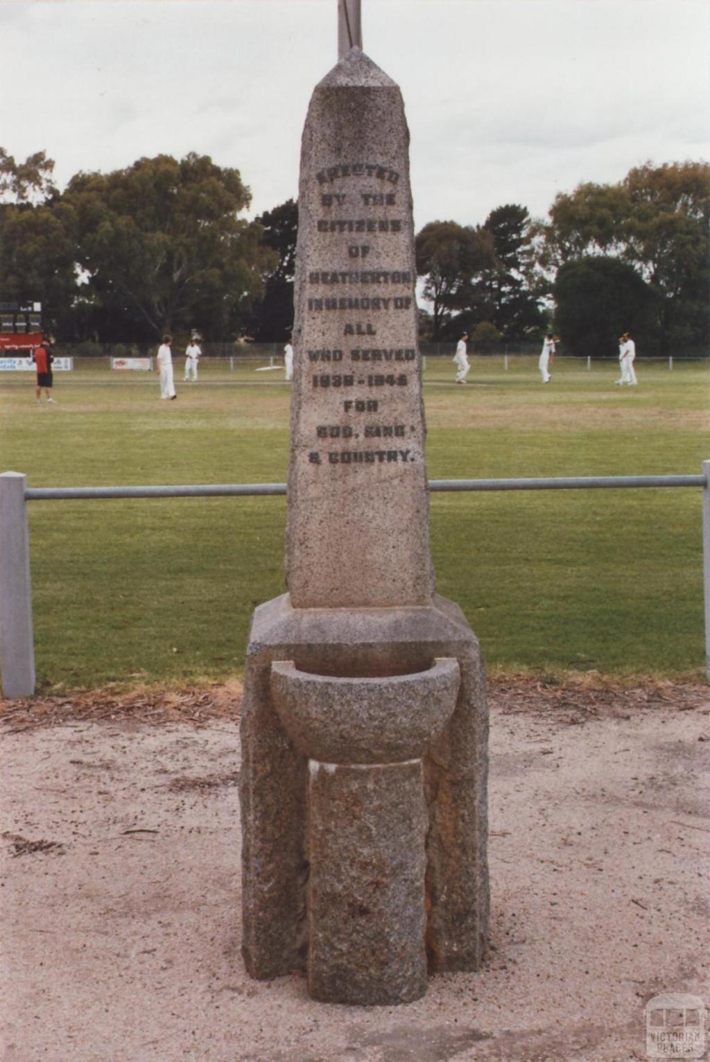 War Memorial, Heatherton, 2011