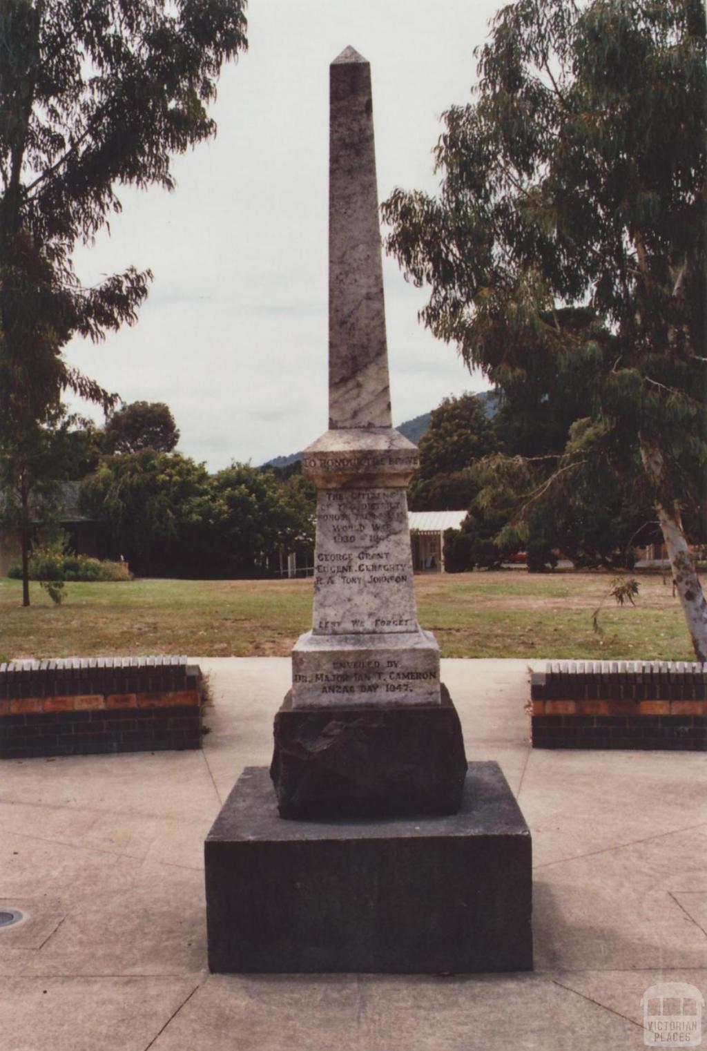 War Memorial, Montrose, 2012