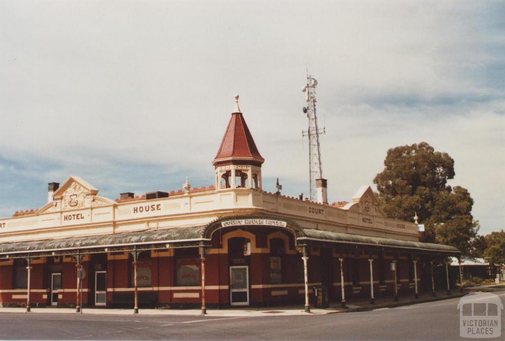 Court House Hotel, Nathalia, 2012