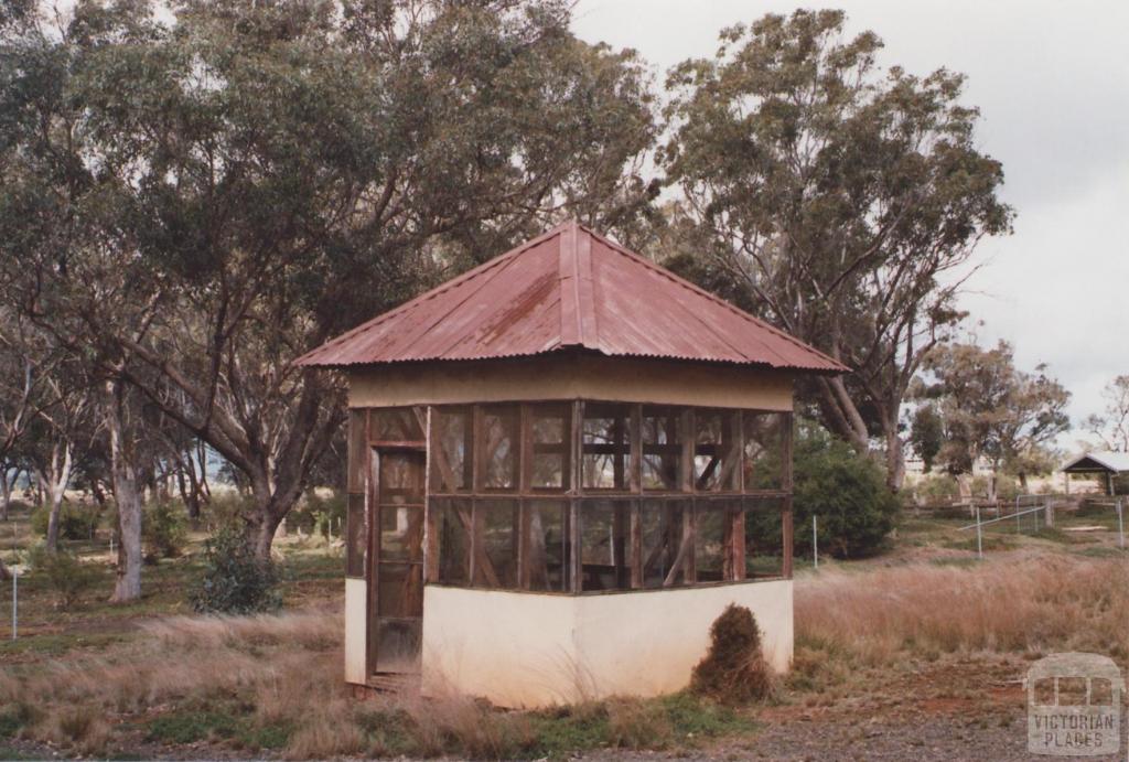 Meat Safe, Eynesbury, 2012