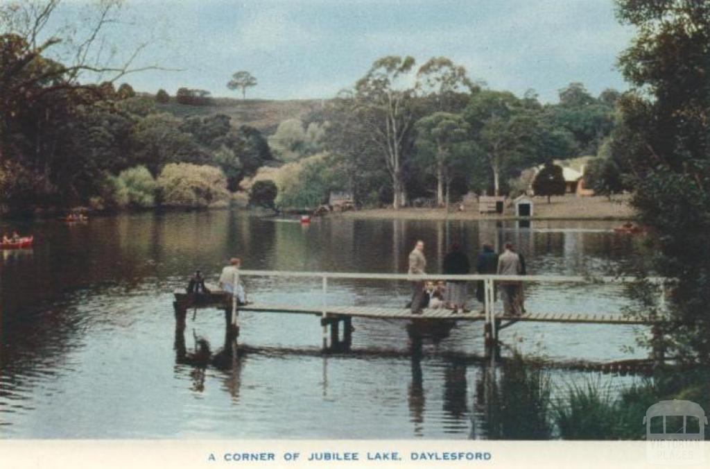 A corner of Jubilee Lake, Daylesford, 1957