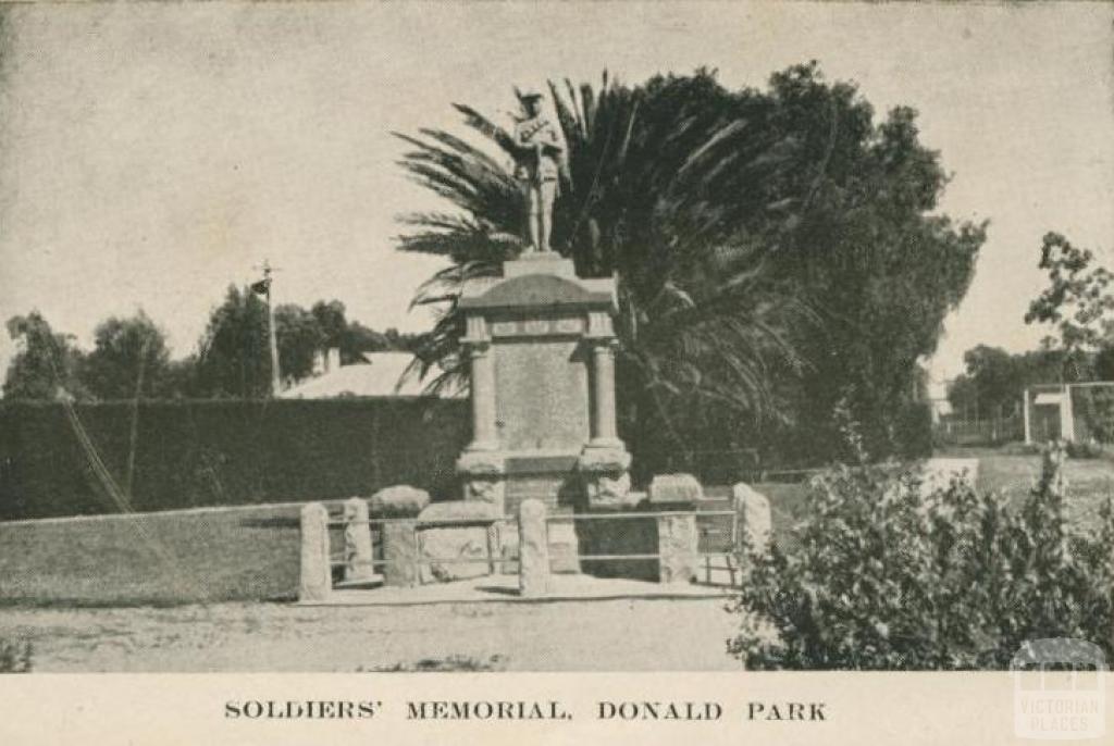 Soldiers' Memorial, Donald Park, 1949