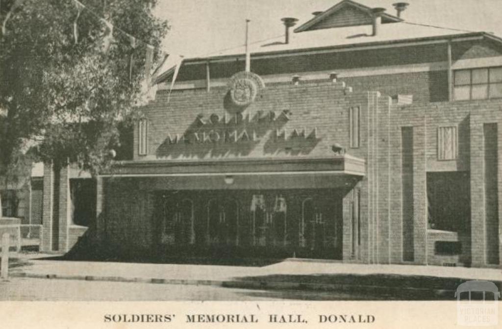 Soldiers' Memorial Hall, Donald, 1949