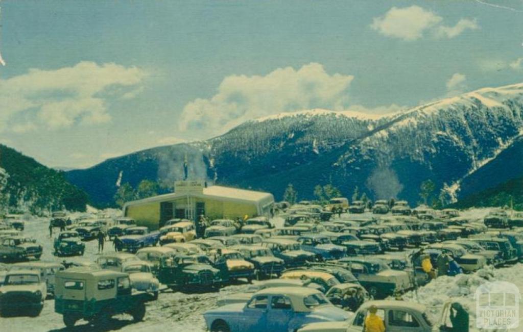 Day visitors' shelter and parking area, Falls Creek