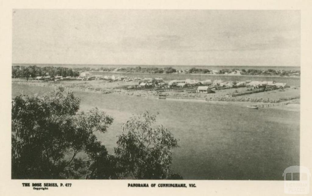 Panorama of Cunninghame, Lakes Entrance