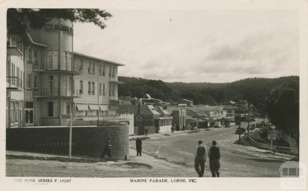 Marine Parade, Lorne