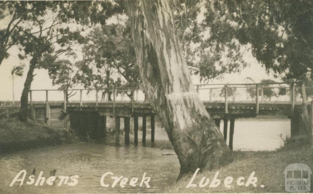 Ashens Creek, Lubeck