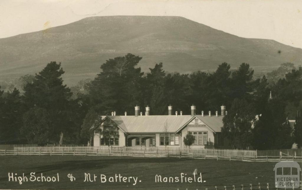 High School and Mt Battery, Mansfield, 1915