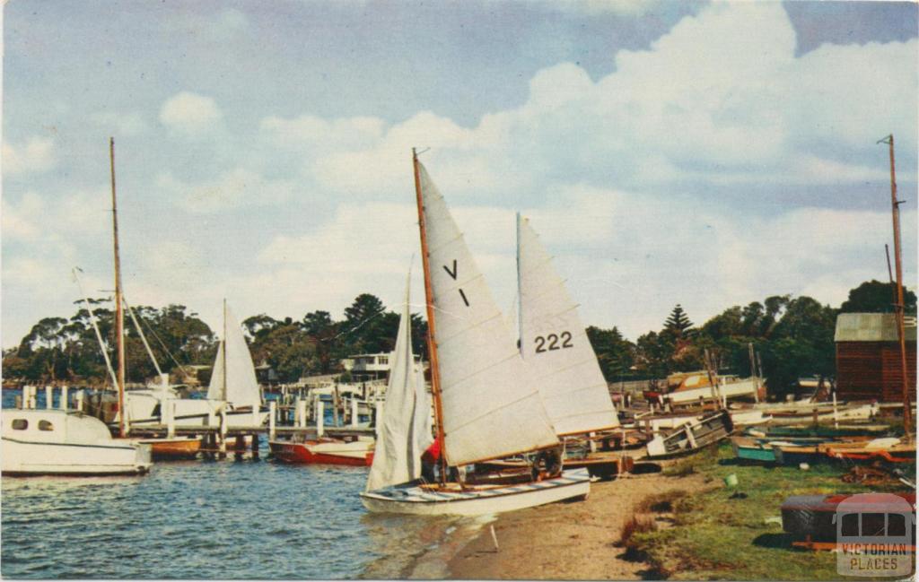 Picturesque waterfront at Metung