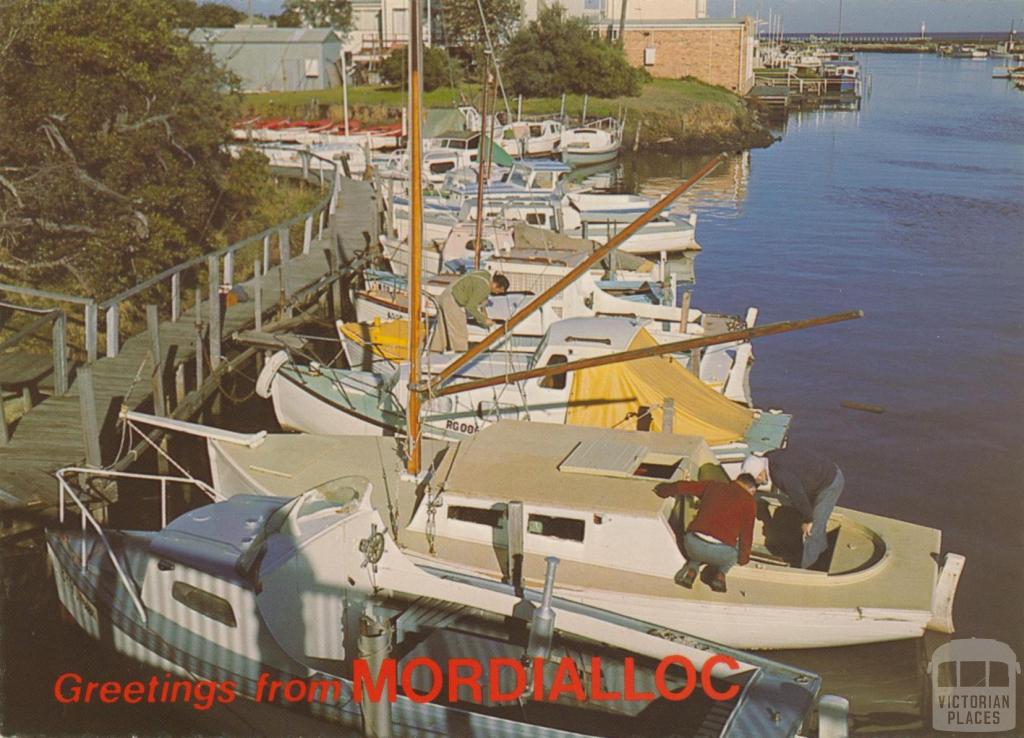 Mordialloc, popular bayside beach and holiday resort