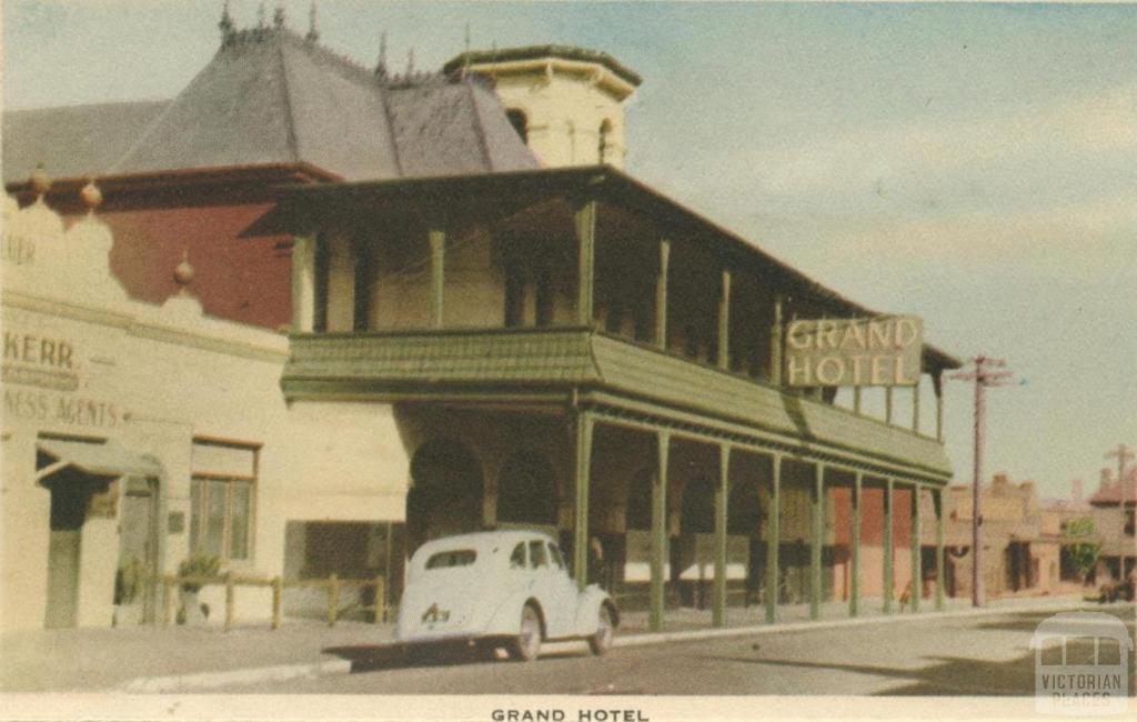 Grand Hotel, Mornington, 1951