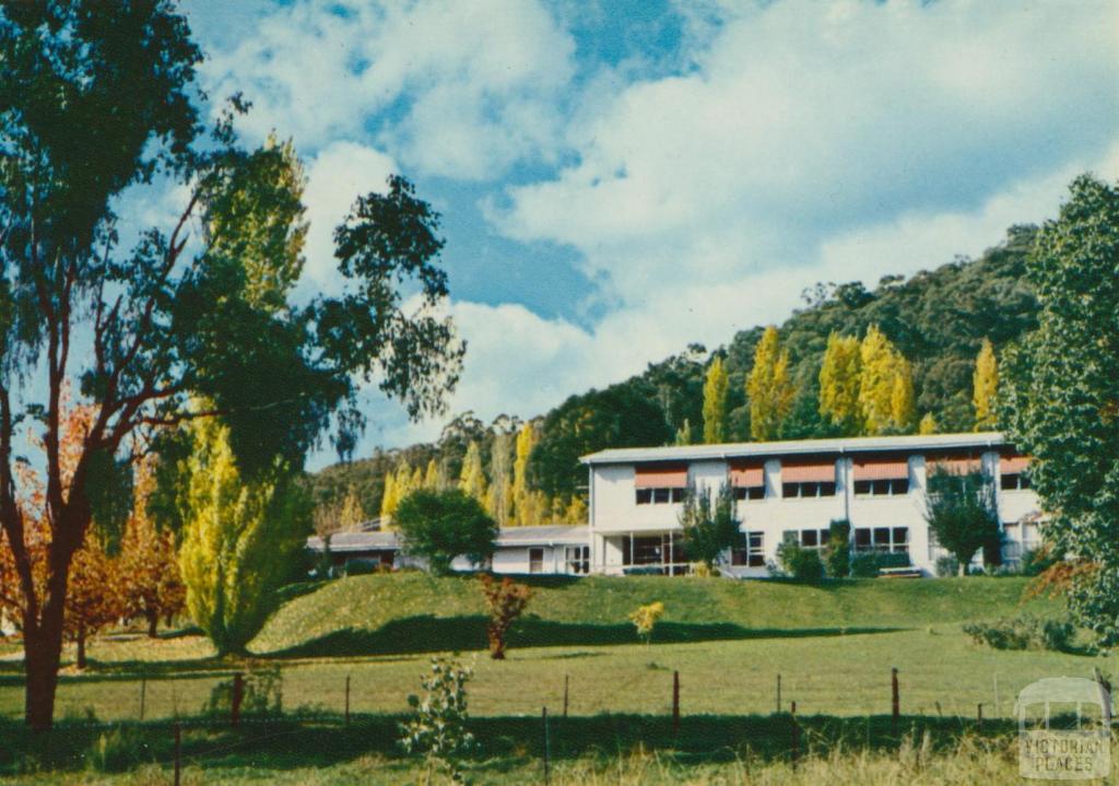 Mount Beauty Chalet