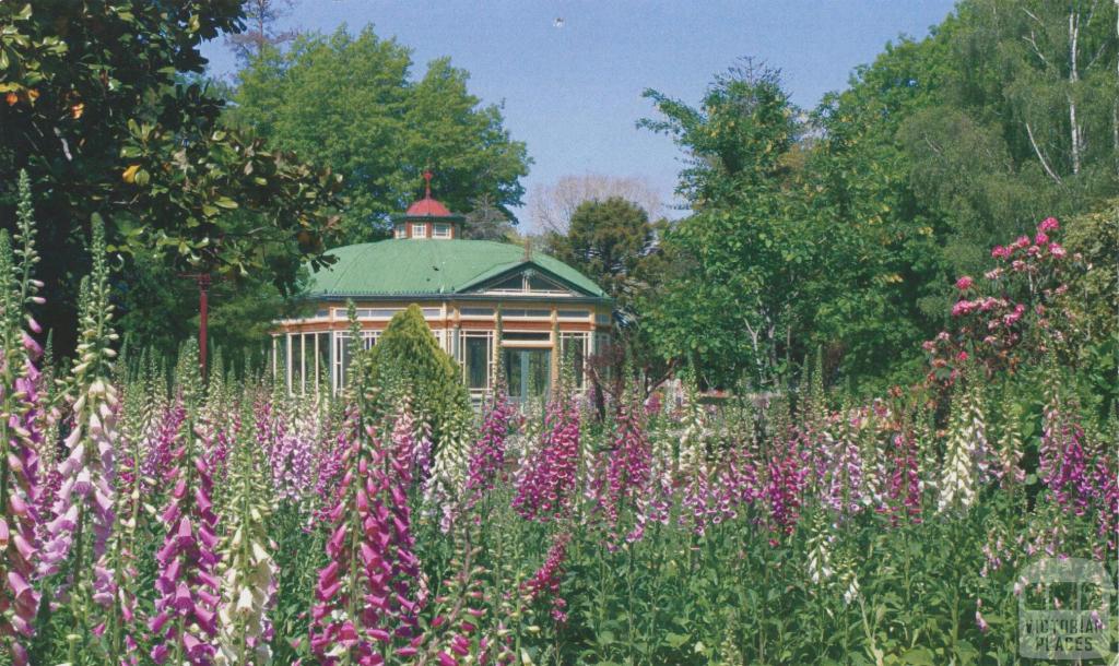 The Statuary Pavilion, Ballarat Botanical Gardens, 2010